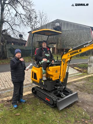 Pan Kolařík si dnes udělal radost svým novým minibagrem GORILA G10S I LITE. Přejeme mu spoustu bezproblémových projektů a...