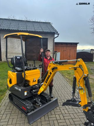 P. Pecina a pan Vojtek si převzali své nové bagry GORILA G12S i LITE! 🥳 Chlapi, předvánoční akce je v plném proudu –...